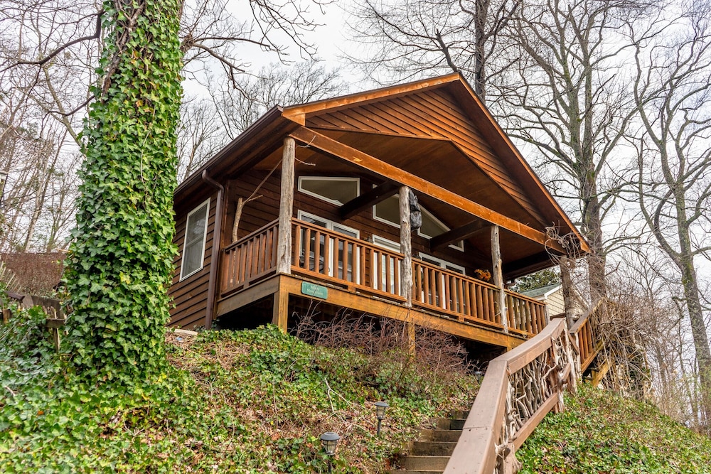 The Chimney Rock Inn & Cottages - photo 102