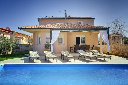 Villa Rudy — 4-Star Luxury Hotel in Fazana, Croatia