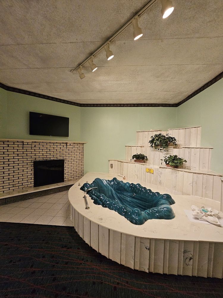 Loop Inn Motel - photo 3