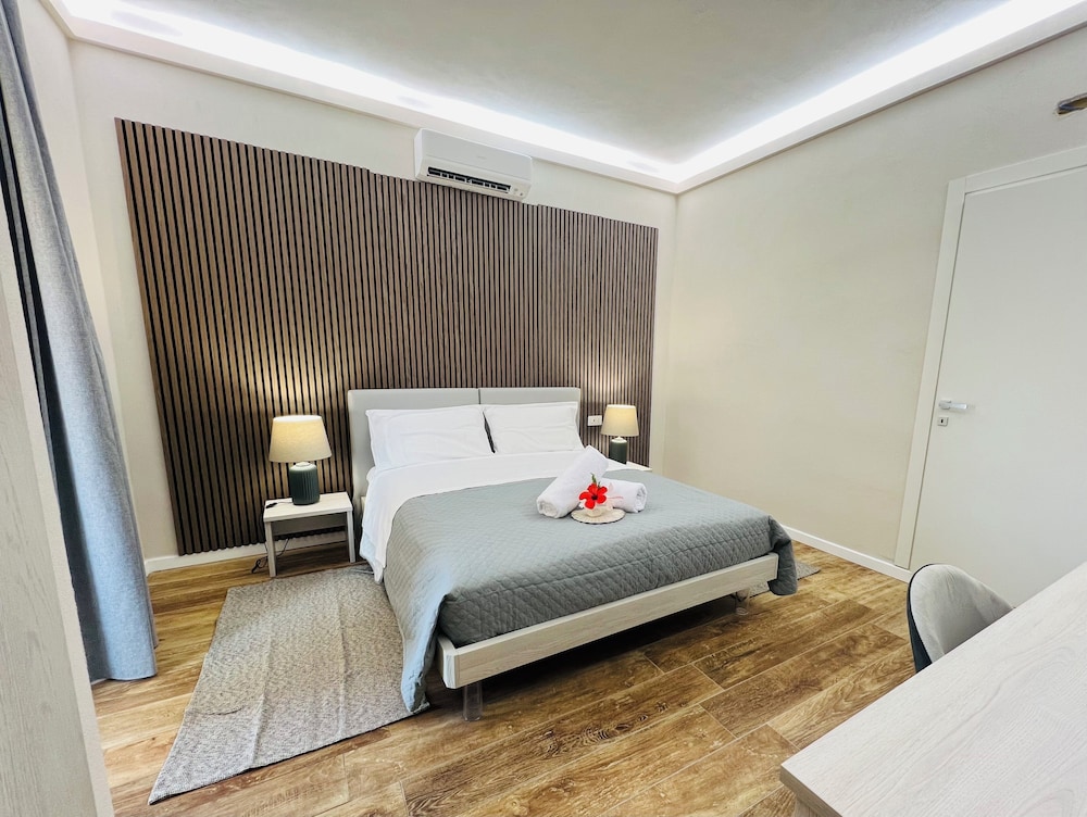 Maison Madeleine — 4-Star Luxury Hotel in La Maddalena, Italy