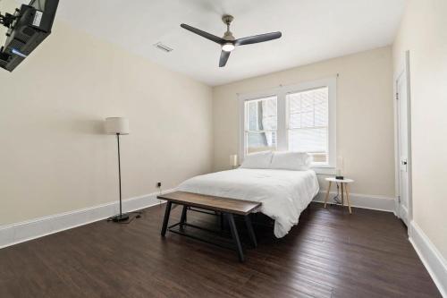 Modern Escape in Historic District - photo 14