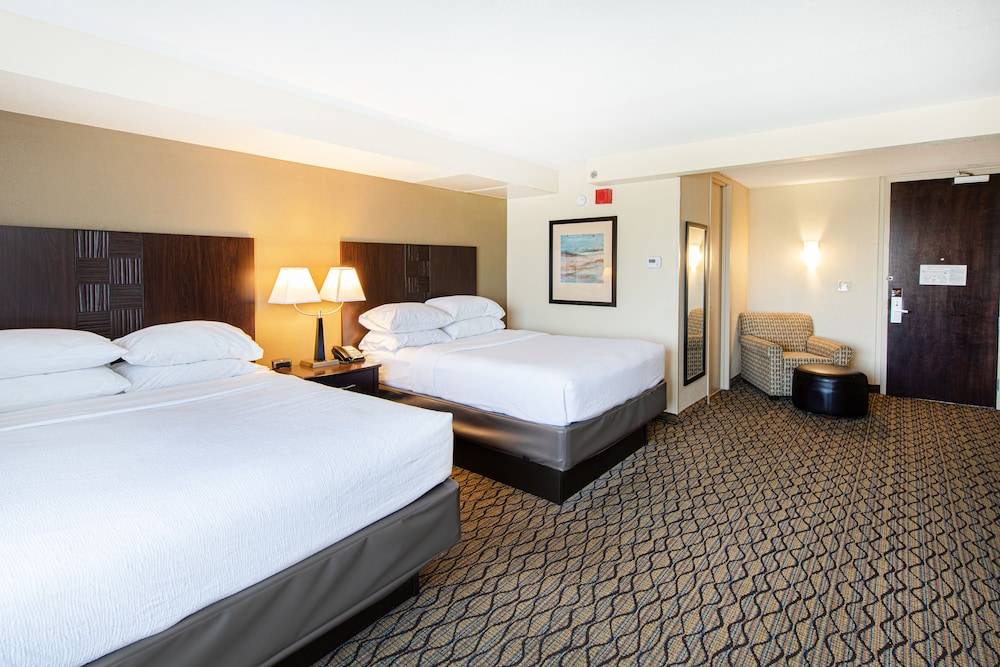 Holiday Inn St. Louis Arpt West Earth City by IHG - photo 12
