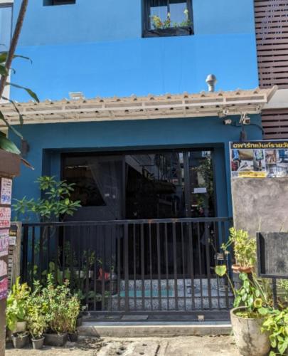 Old Town mimi cozy studio 70 SQM good for family