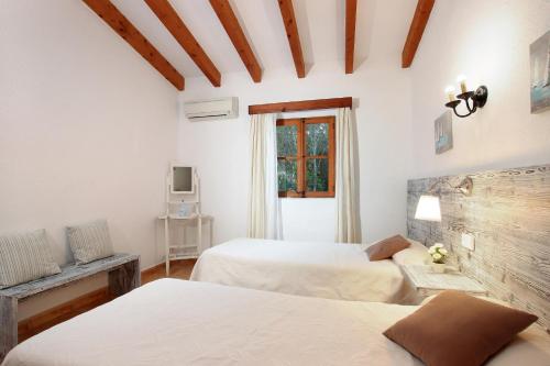 Villa Can Moranta Pedro Monjo — 4-Star Luxury Hotel in Pollenca, Spain