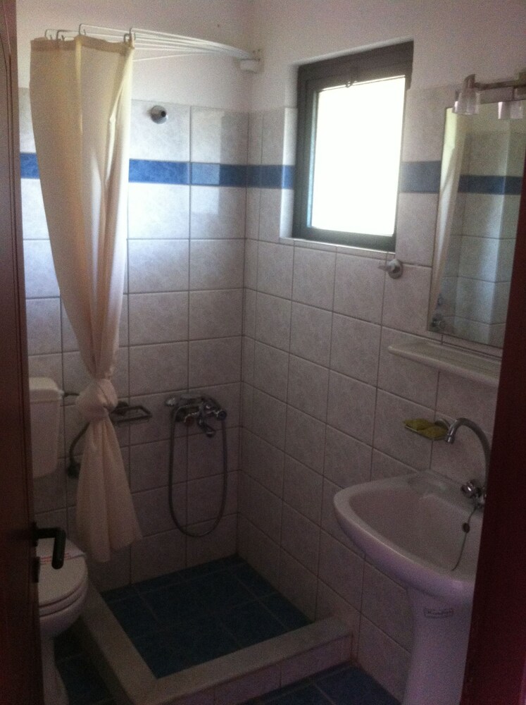 Amalia Hotel — Unknown City — photo 5