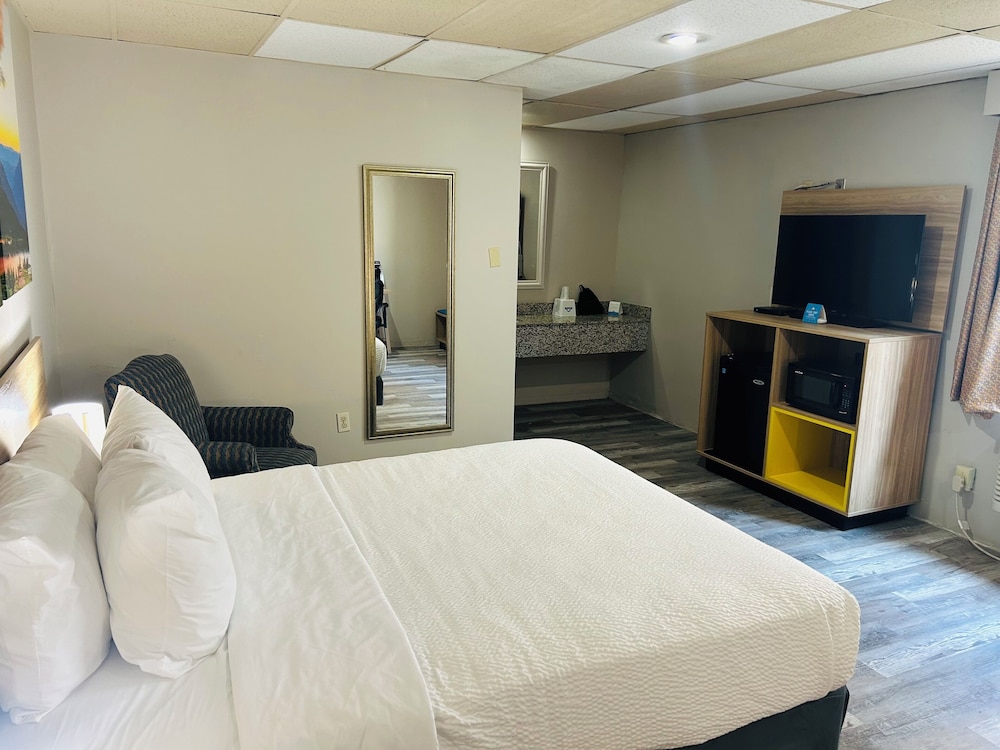 Days Inn By Wyndham Wheatland - photo 6