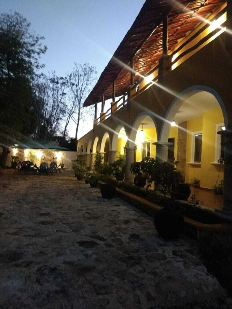 Hotel Casa Novelo — Piste