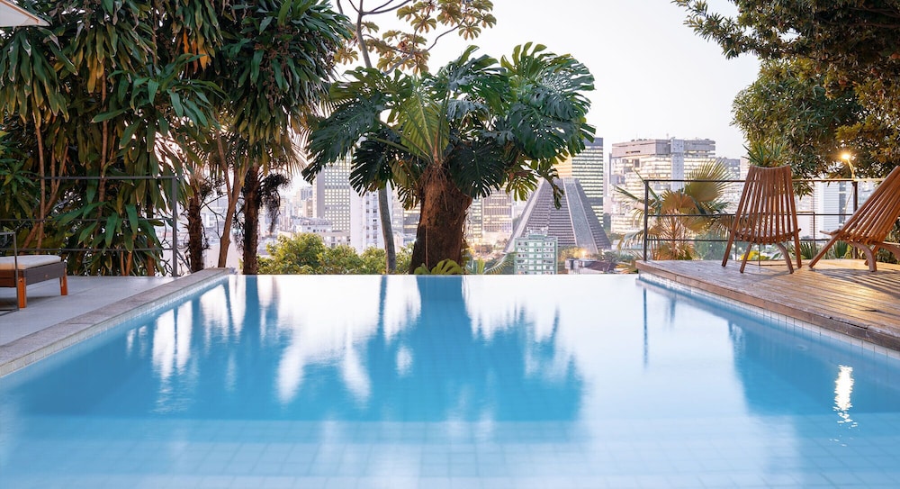 Casa Geranio — 4-Star Luxury Hotel in Rio De Janeiro, Brasil