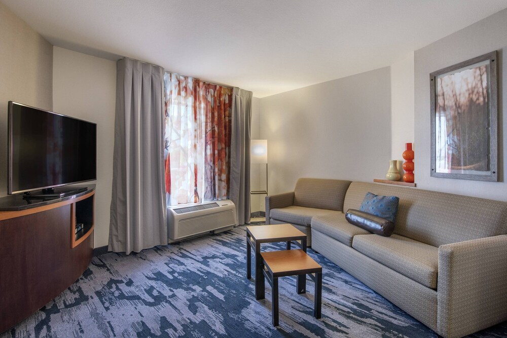 Fairfield Inn & Suites by Marriott Texarkana - photo 21