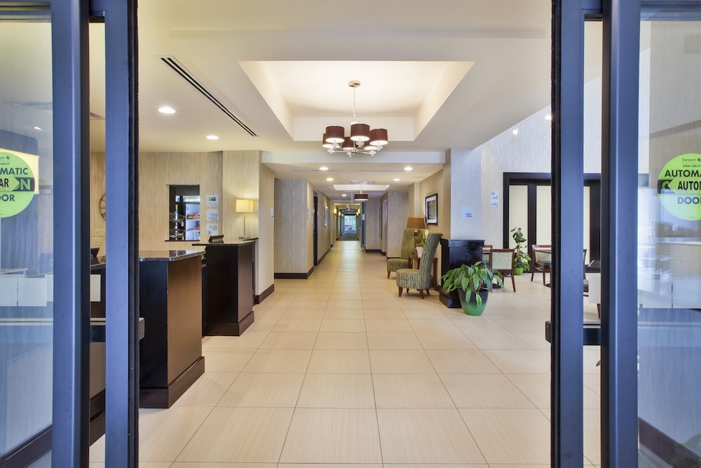 Holiday Inn Express & Suites Geneva Finger Lakes by IHG - photo 65