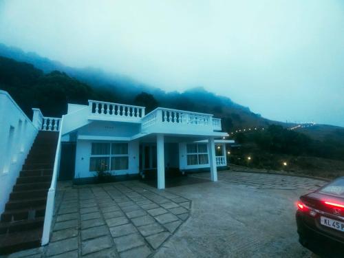 Adithya resort vagamon — Erattupetta — photo 5