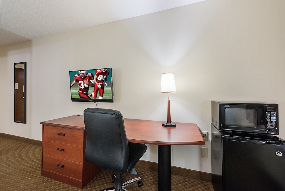 Red Roof Inn Etowah Athens TN - photo 10