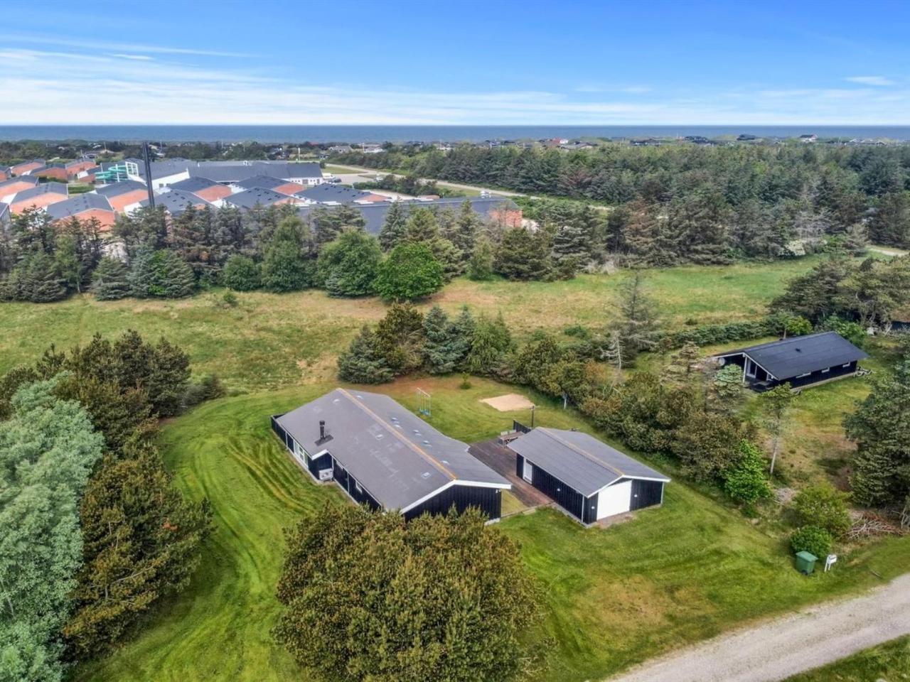 Holiday Home Aja 900m from the sea by Interhome — 4-Star Luxury Hotel in Lokken, Denmark