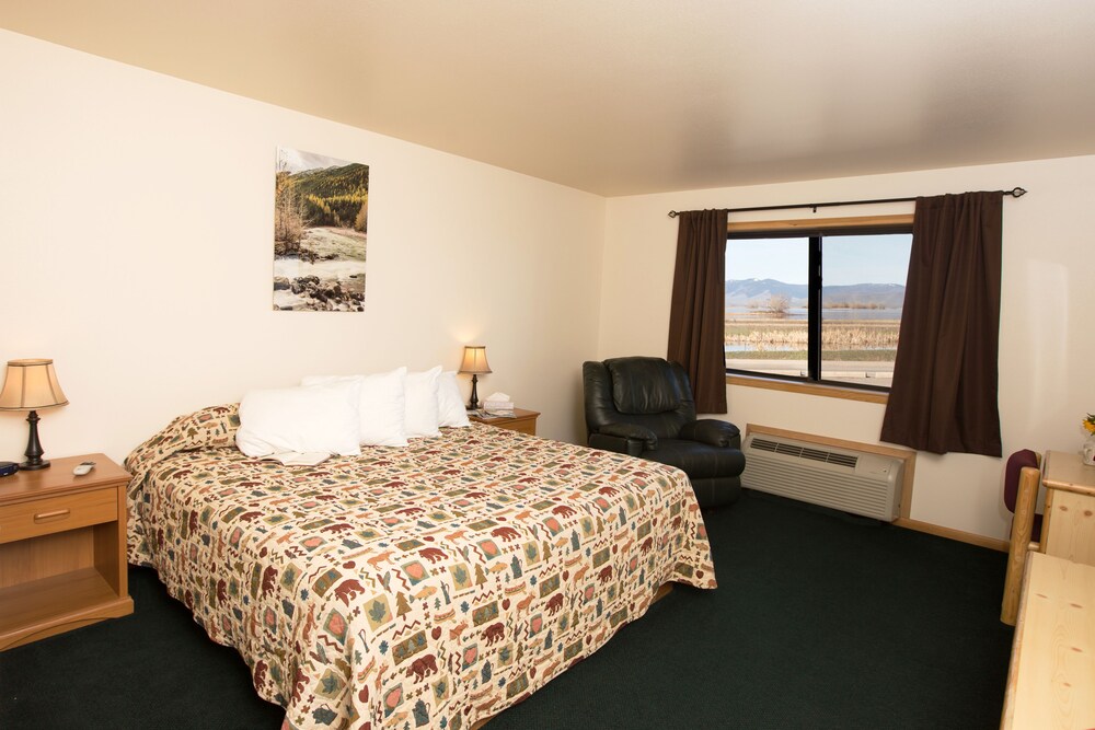 Ninepipes Lodge - photo 5