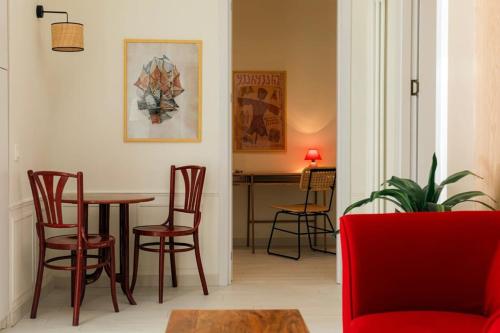 Masterfully Designed Apartment By Wehost