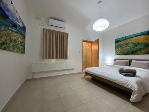 Rock Bay — 4-Star Luxury Hotel in Birzebbuga, Malta
