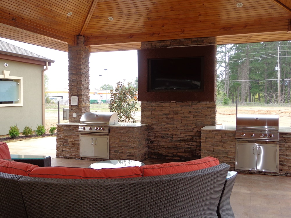 Staybridge Suites Longview by IHG - photo 73