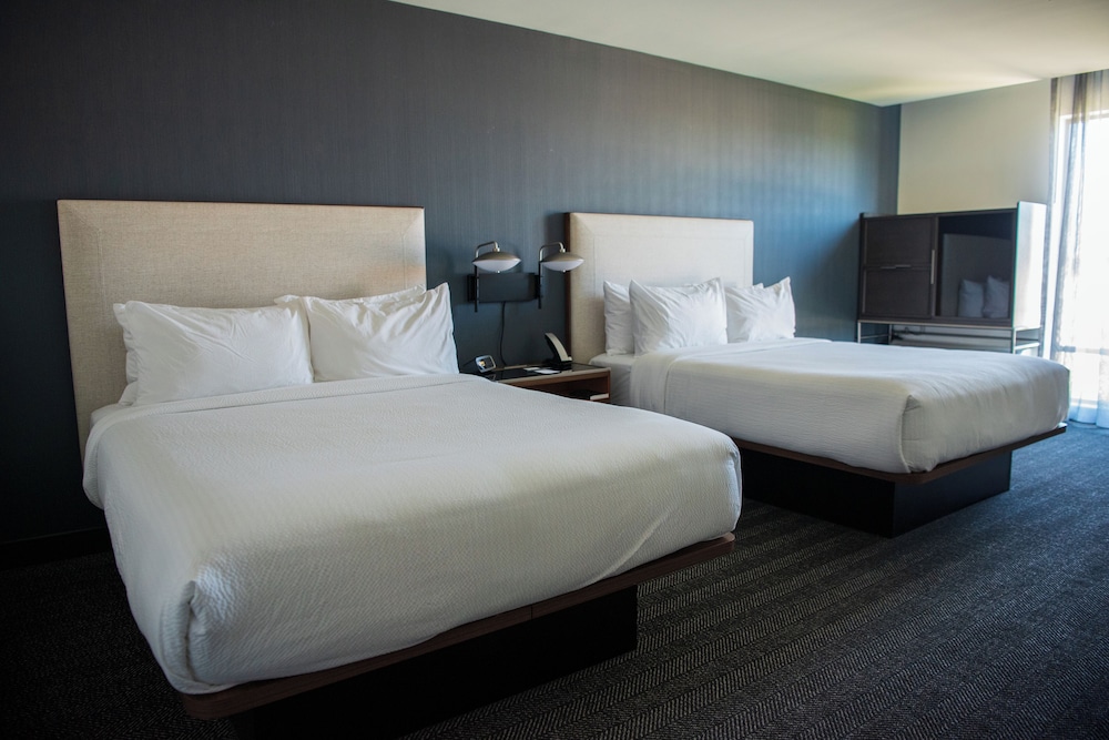 Courtyard by Marriott Lake City - photo 22