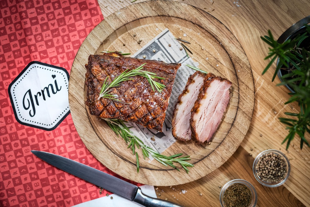 מזון ומשקאות