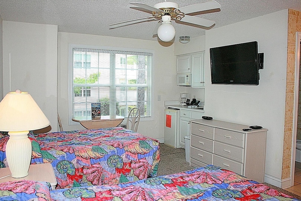 Brunswick Plantation Resort and Golf Studio 1404l Villas in the Heart of NC Seafood Country by Redawning - photo 2