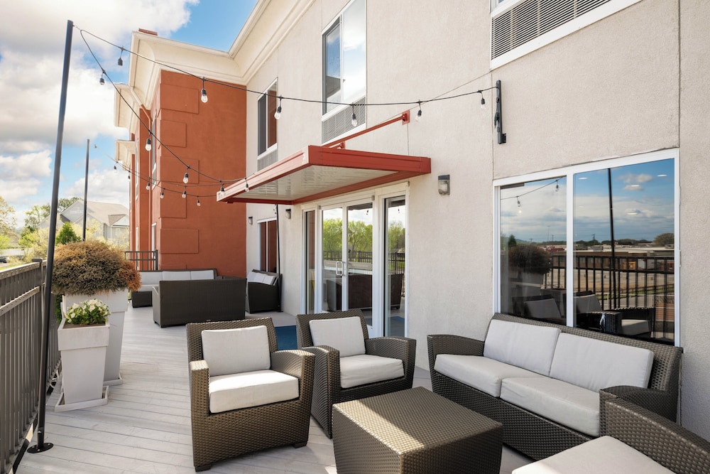 Holiday Inn Express Hotel & Suites Chattanooga Hixson by IHG - photo 55