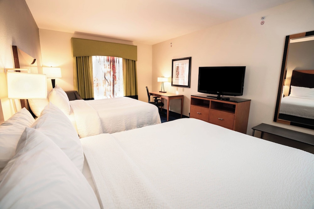 Fairfield Inn & Suites Kearney - photo 22