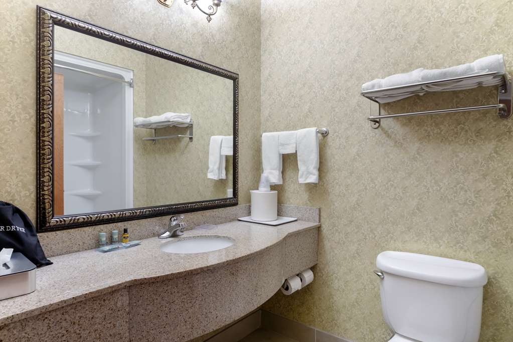 Best Western Plus Bradbury Inn & Suites - photo 47