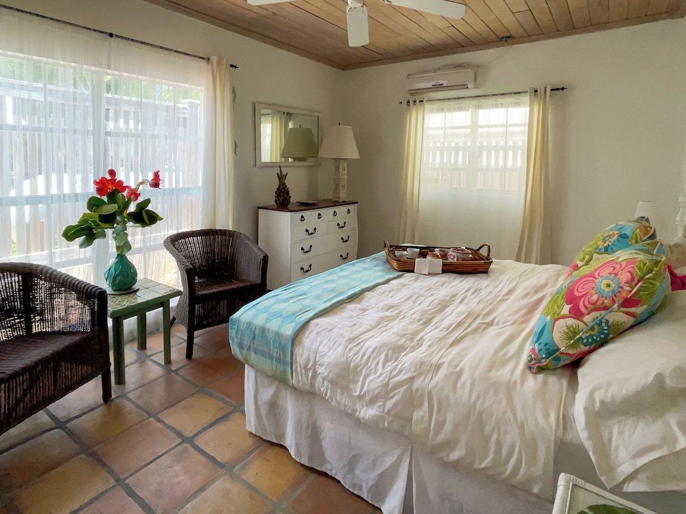 Ultra Luxury Escape: New Beachfront Villa — 4-Star Luxury Hotel in Dunmore Town, Bahamas