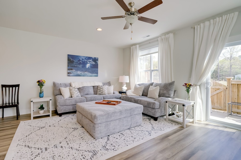 Patio And Grill Modern Family Home In Hampstead 21535270 — Hampstead