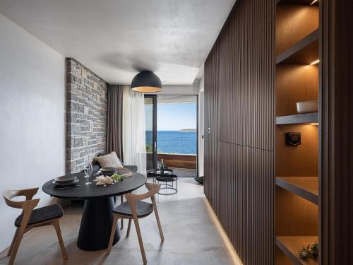 Brand new Luxury Seannamon Suites amazing seaview — 4-Star Luxury Hotel in Agios Nikolaos, Greece