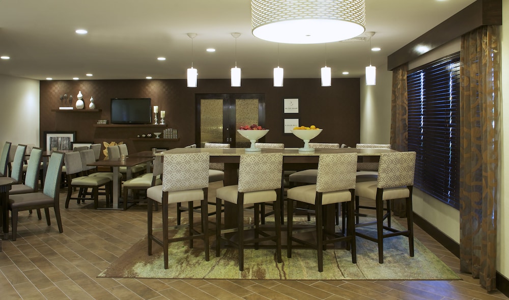 Hampton Inn Terre Haute - photo 39