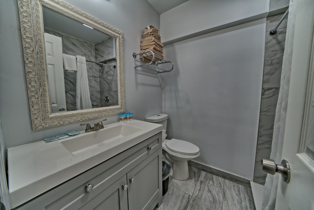 Aqua View Motel - photo 43