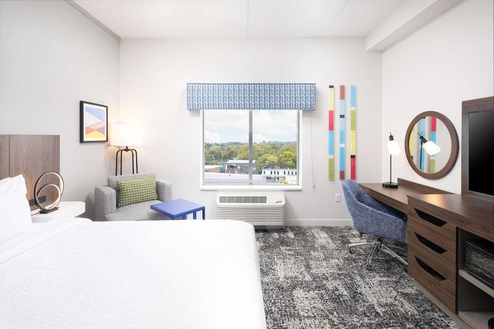 Hampton Inn & Suites by Hilton Rochester Downtown - photo 19