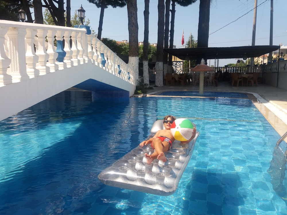 Shadow Hotel - carbon neutral hotel in Kusadasi
