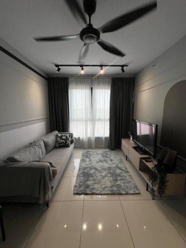 Hafiz Homestay Gaia Residence Mus Lim Only — 4-Star Luxury Hotel in Rawang, Malaysia