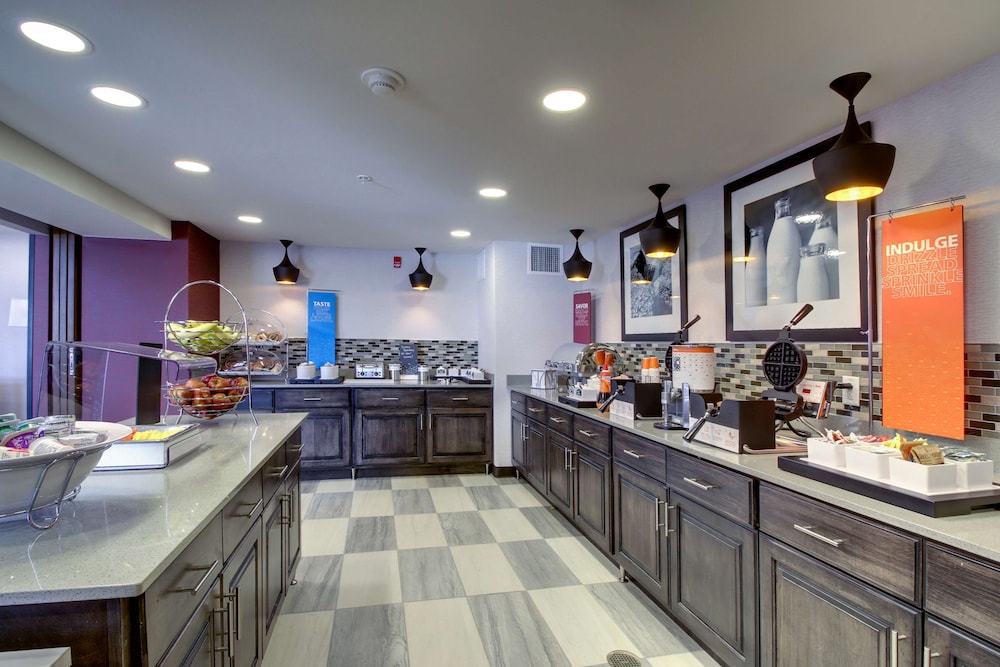 Hampton Inn & Suites Cordele - photo 43