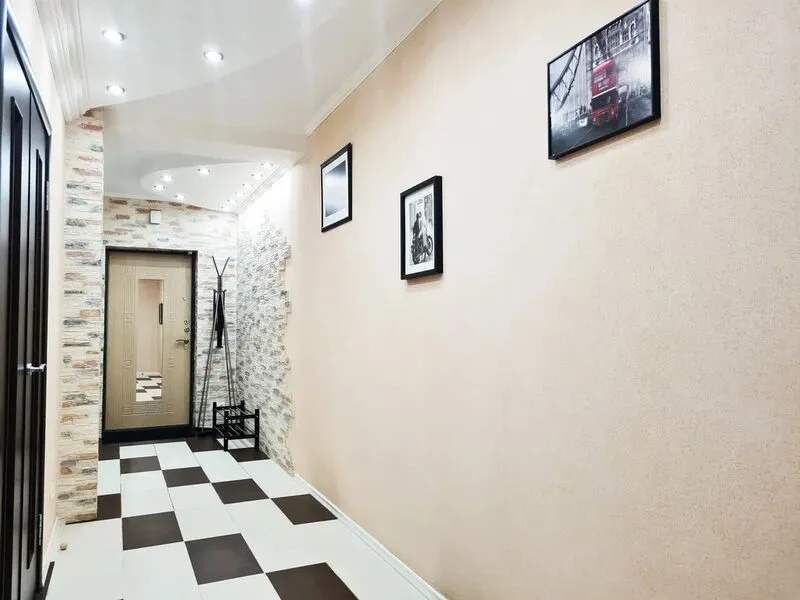 Apartaments Novosibirska st. Kirova 27 3 2 Floor in Novosibirsk, Russia