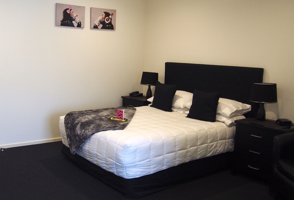 Totara Lodge — 4-Star Luxury Hotel in Upper Hutt, New Zealand