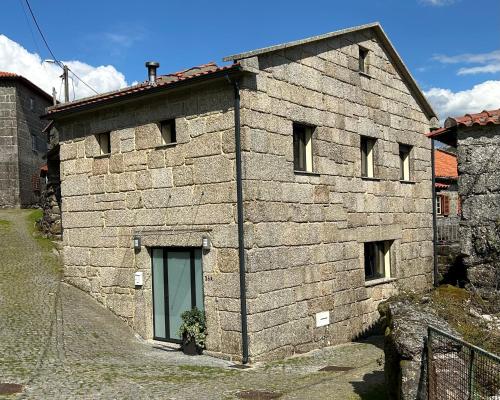 Casa da Fonte Monte — 4-Star Luxury Hotel in Terras De Bouro, Portugal