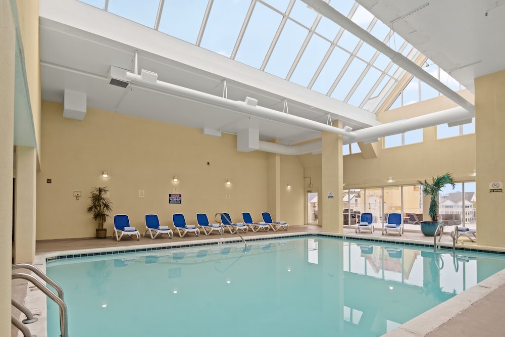 Bonita Beach Hotel - photo 23