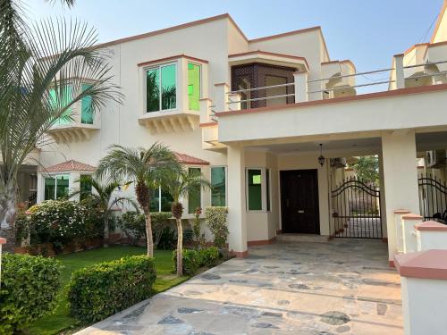 Mirpur Apartments & Hotel in Mirpur Mathelo, Pakistan