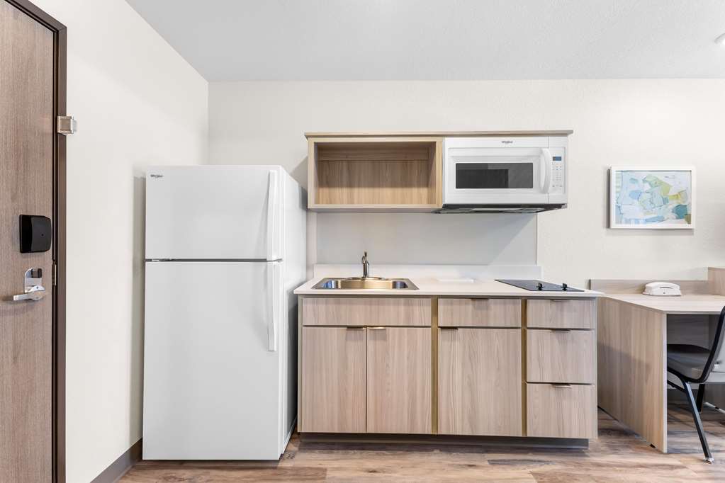Woodspring Suites Bluffdale Salt Lake City - photo 28