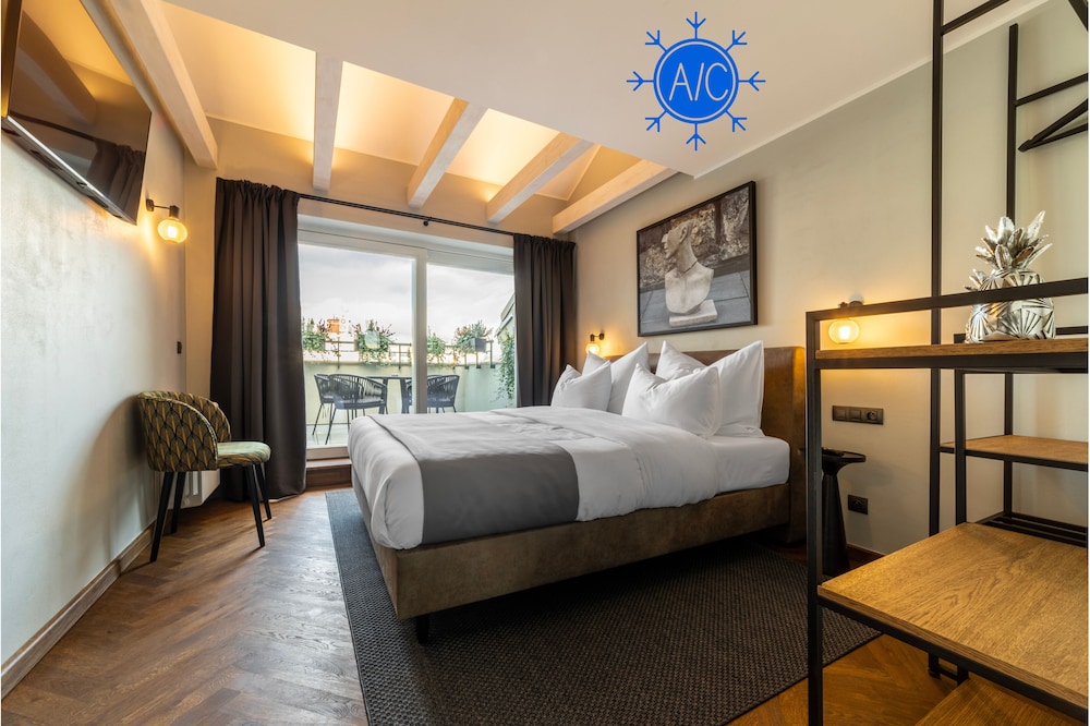 The Viaduct Suites & More - last minute hotel in Prague