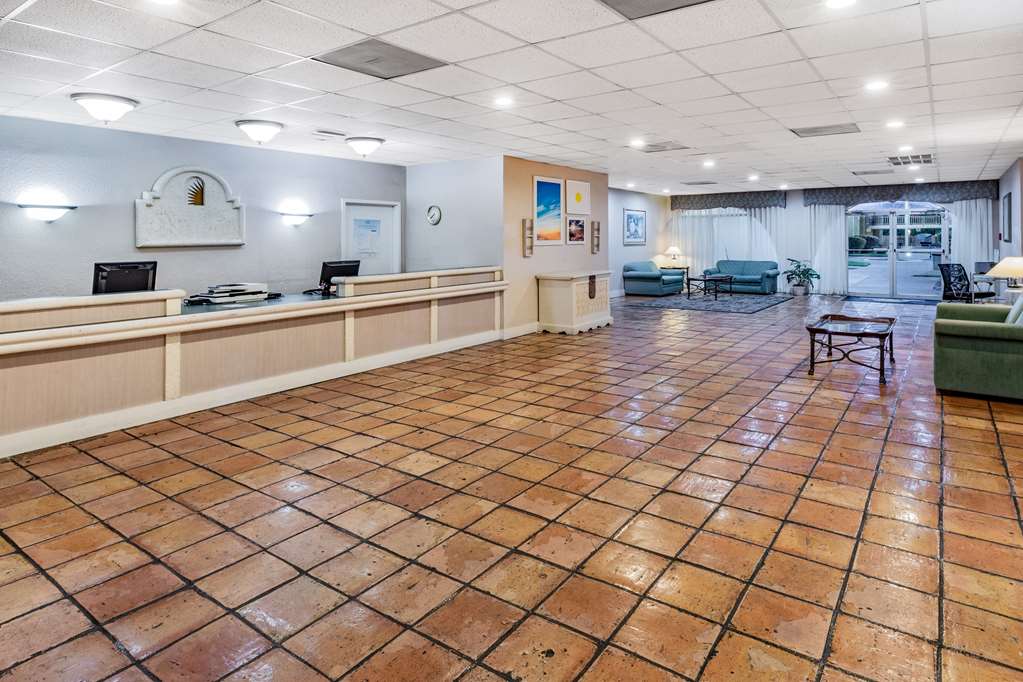 Days Inn by Wyndham Del Rio - photo 10