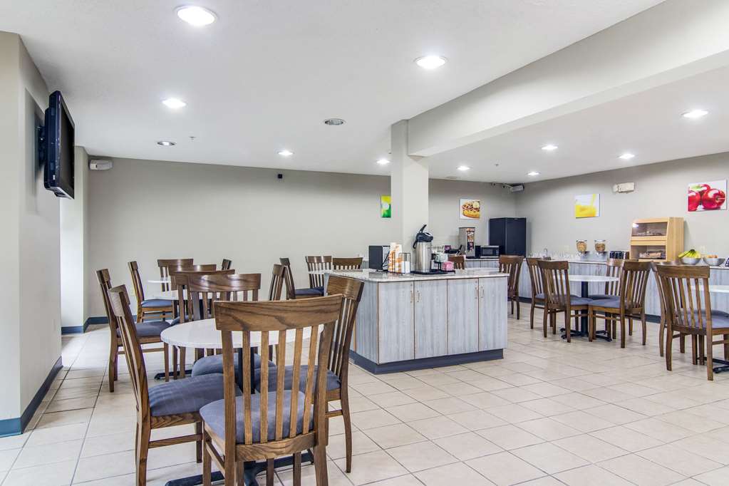Quality Inn & Suites Grove City Outlet Mall - photo 27