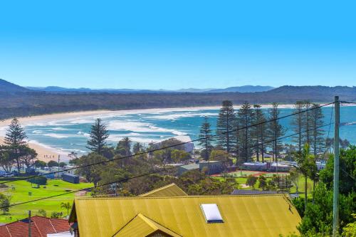 Bally High 20 Dulconghi Street — 4-Star Luxury Hotel in Crescent Head, Australia