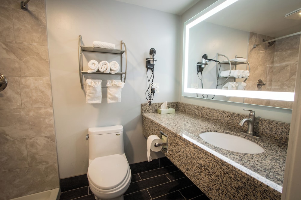 Envi Boutique Hotel Henderson Evansville South - photo 86