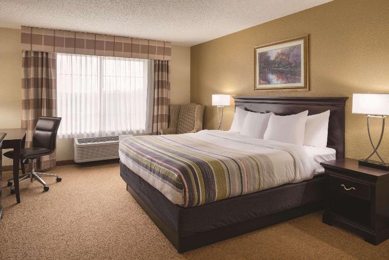 Country Inn & Suites by Radisson West Bend WI - photo 25