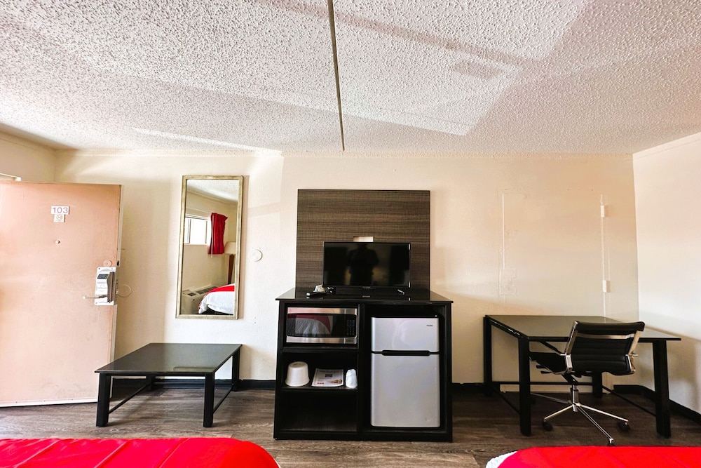 Knights Inn at Lackland Afb San Antonio - photo 16