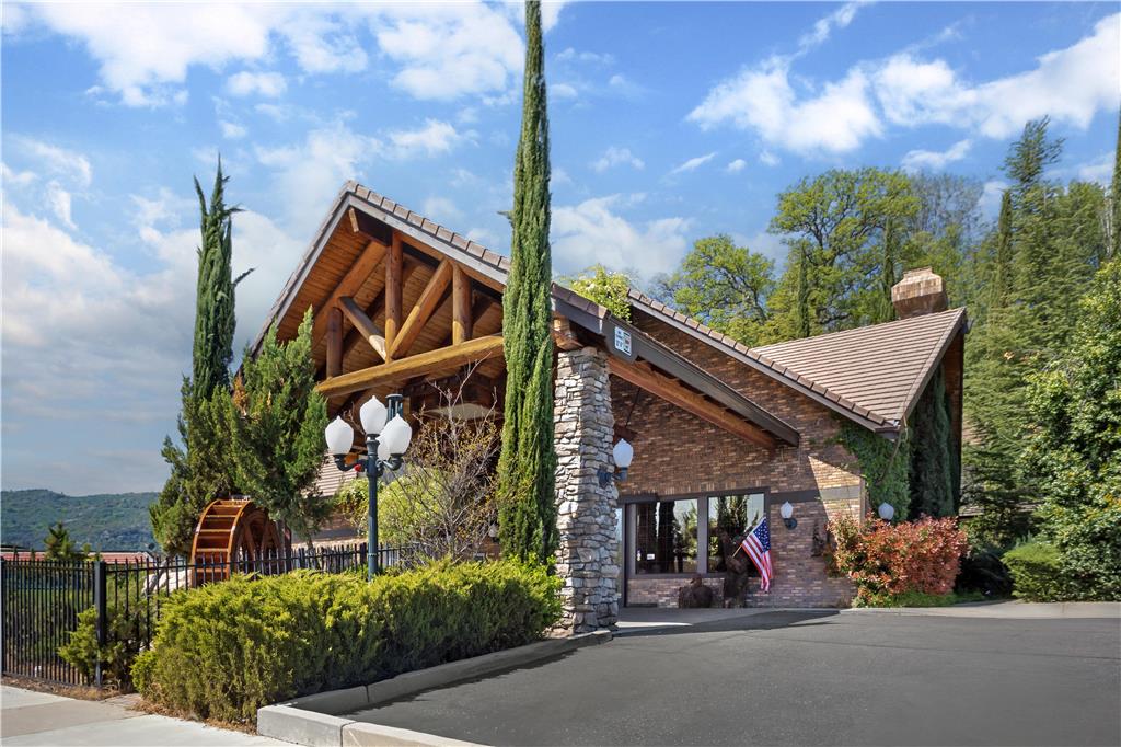 Best Western Plus Yosemite Gateway Inn - photo 17